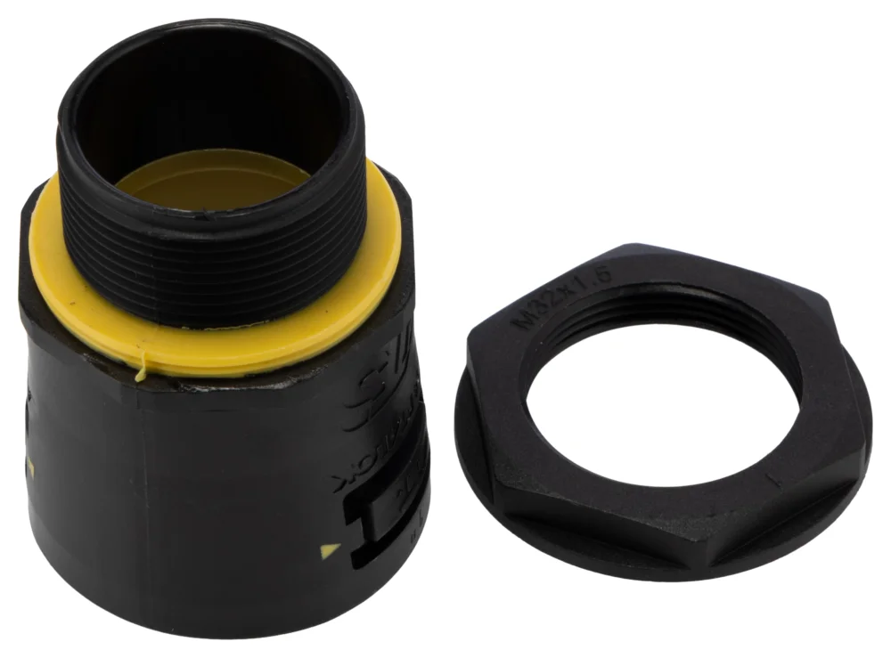 Handla nu Adaptaflex Kabelrörskoppling, Koppling, Nylon 66 Svart, nominell storlek 34 mm, IP6X, IPX8, IP68, IP69K M32