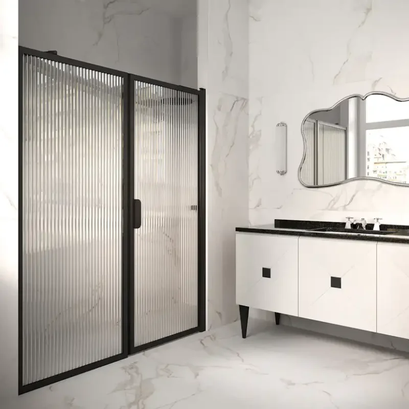 Premium Duschdörr Hietakari Bläk 740 New York Nisch Fast Vägg och Vändbar DörrFast Vägg (A) 809 x Vändbar Dörr (B) 707 mm, Reeded, Svarta Profiler