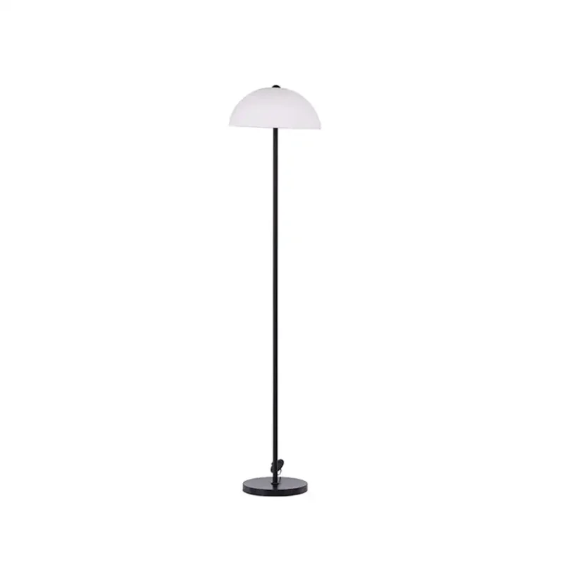 Golvlampa Venture Home Ferrand Expressleverans